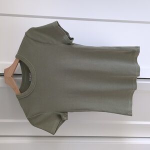 Old navy ribbed crop tee